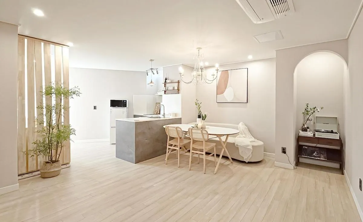 Apartament Yeonnam View Seul